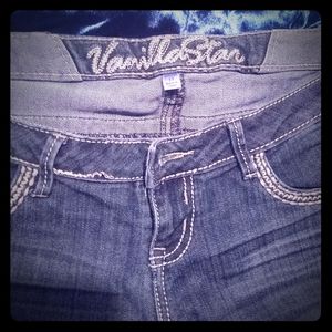Here are some loved jeans juniors sz 11, 13